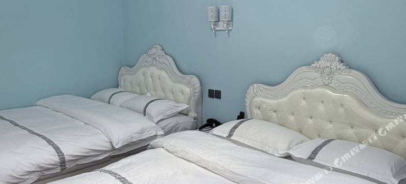 弥勒鸿翔宾馆(红河水乡巨人世纪广场店)图片