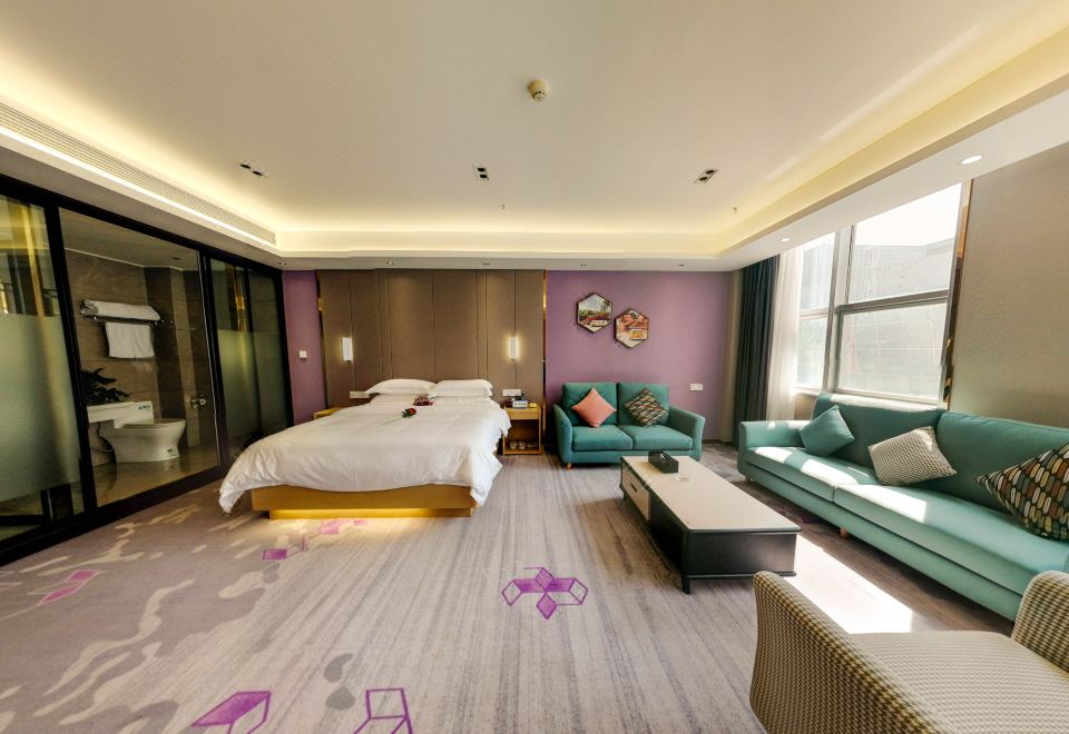  Hotel Overview