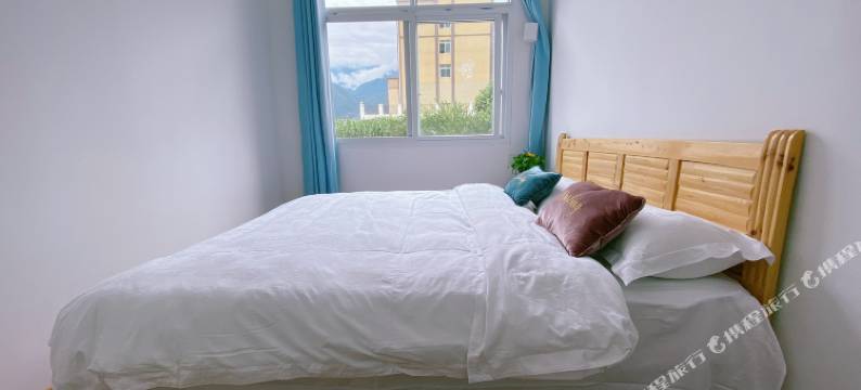 海螺沟澜山小院客栈图片