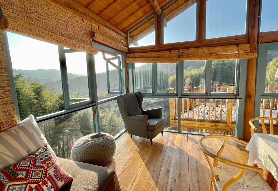 Arkadia Retreat Hotel Overview