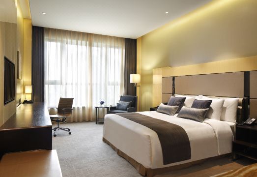 Crowne Plaza Beijing LidoHotel Overview