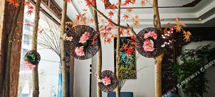 拉萨雅阁丽景酒店(罗布林卡店)图片