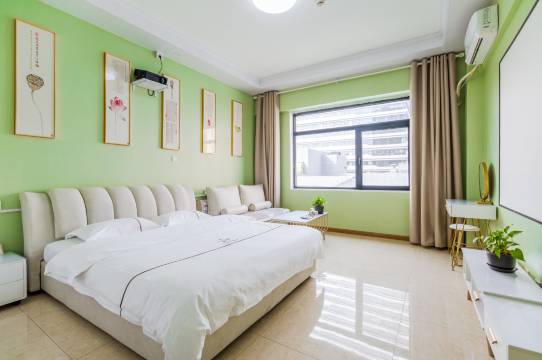 铂睿晶公寓(万达广场店)