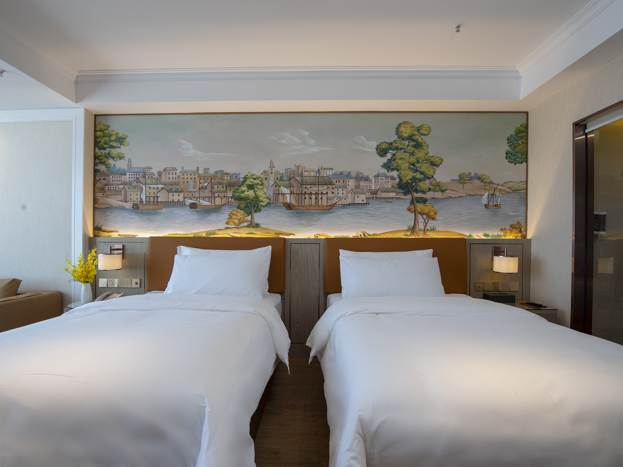 Vienna Hotel (Wuyuan Moore City store)Over view