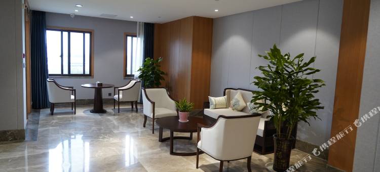 六安叶集区城投商务中心酒店图片