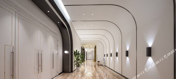 西双版纳君豪大饭店(傣江南店)图片