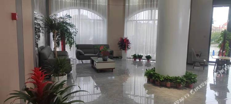 中方亚华智慧酒店(怀化华美学校店)图片