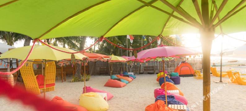 杰里避风港度假村(Jelly's Haven Resort)图片