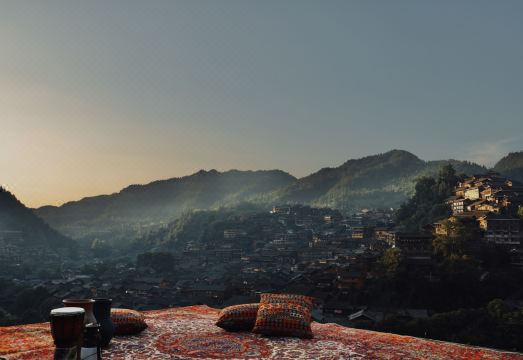 山与宿·花庄园酒店（西江千户苗寨观景台店）外景图