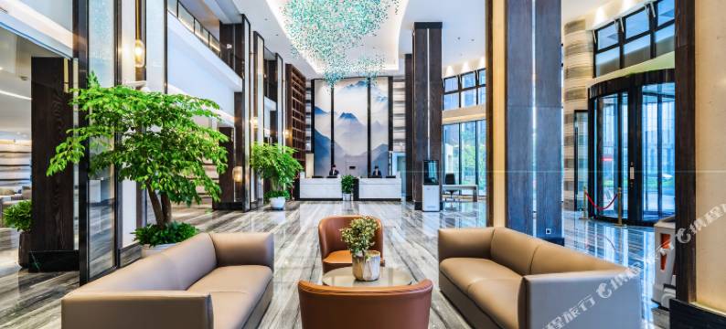 杭州桐庐富春江云隐曦岸国际酒店图片