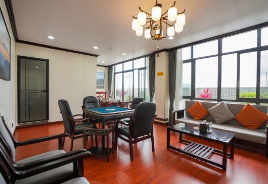 Yujiang Hotel (Huili Ancient City) Hotel Overview