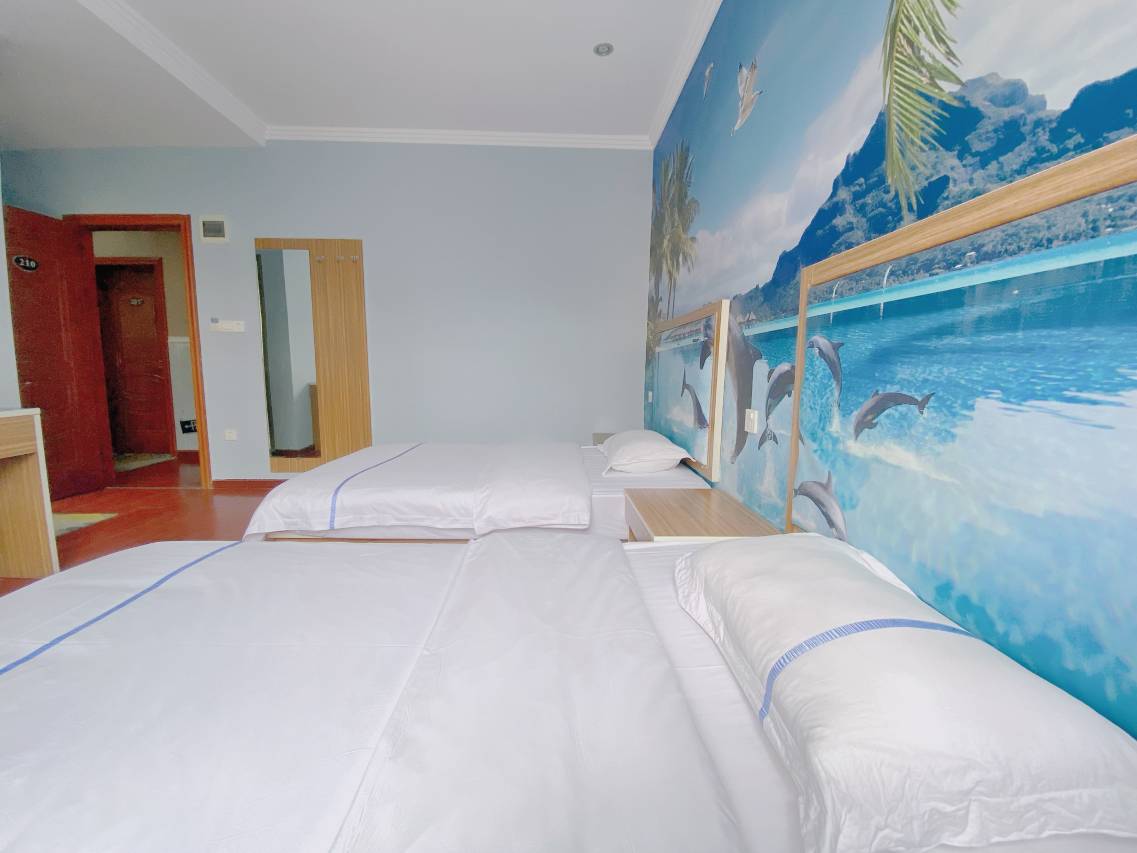 鹏福宾馆(武汉巨龙大道地铁站店)