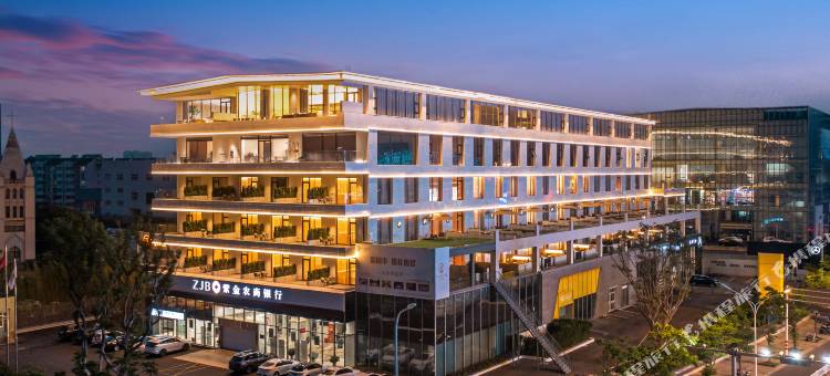 句容圆周率酒店(吾悦广场句容高铁站店)图片