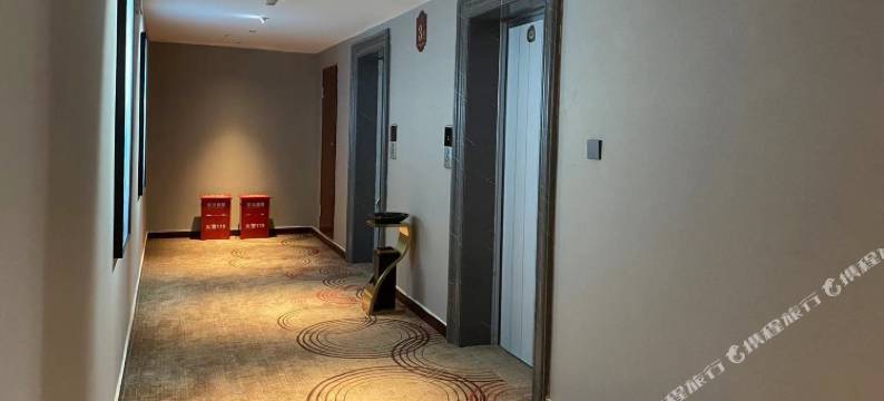 东和鑫悦酒店(汉中高铁站店)图片