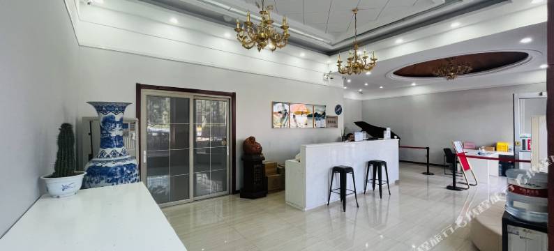 新华大酒店(太原火车站店)图片