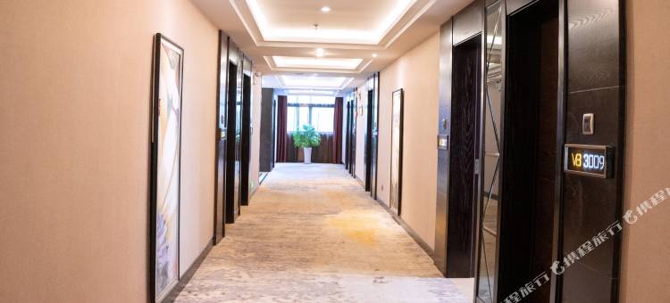 秀山V8精品酒店(秀山火车站店)图片