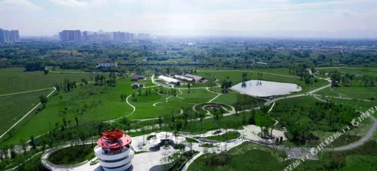 丽呈東谷酒店(成都大学青龙湖湿地公园店)图片