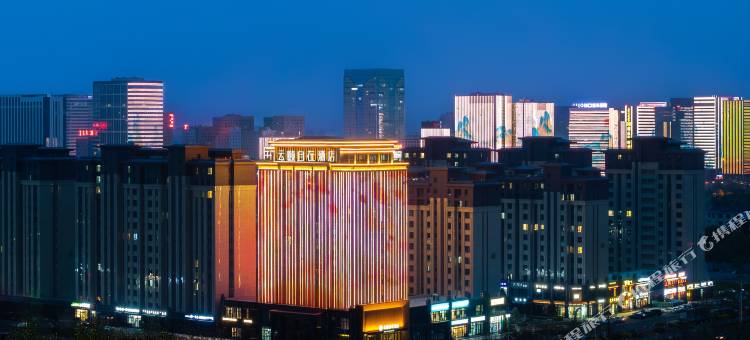 云颐自在酒店(鄂尔多斯东胜区全民健身中心店)图片