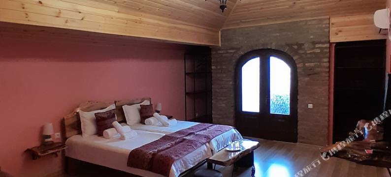 Boutique hotel «Chateau Fort de Manavi»图片