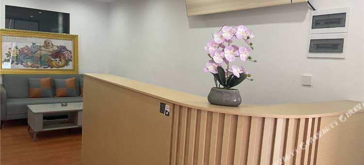 塔公草原贡侗仓·隐宿图片