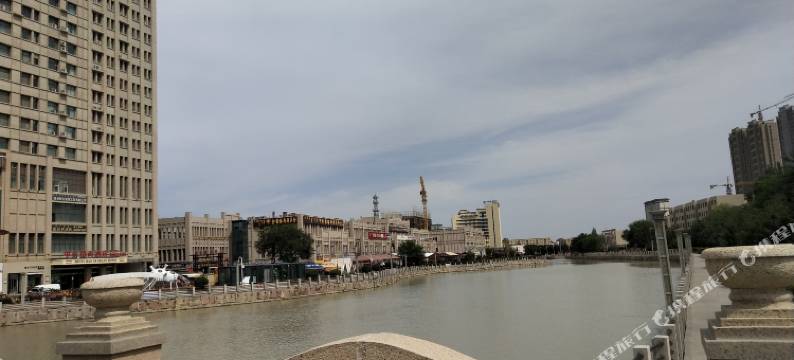 博乐美华快捷酒店(友好时尚购物中心店)图片