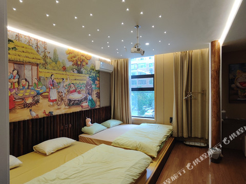 延吉市旅怡暖居民俗民宿(恐龙王国店)