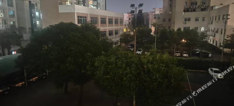 华夏青年民宿(容桂天佑城店)图片