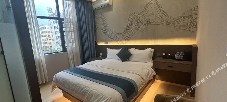 润泽商务酒店(马关汽车客运店)图片