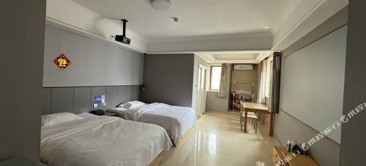 雅乐居观影酒店(郑州正弘城世豪小公馆店)图片