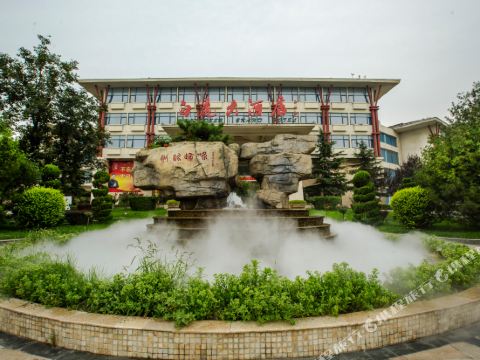 河北白鹿温泉酒店