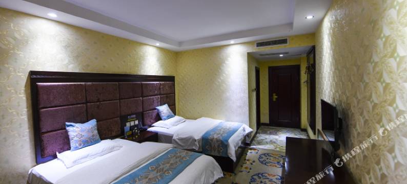 巴塘西行驿站大酒店图片