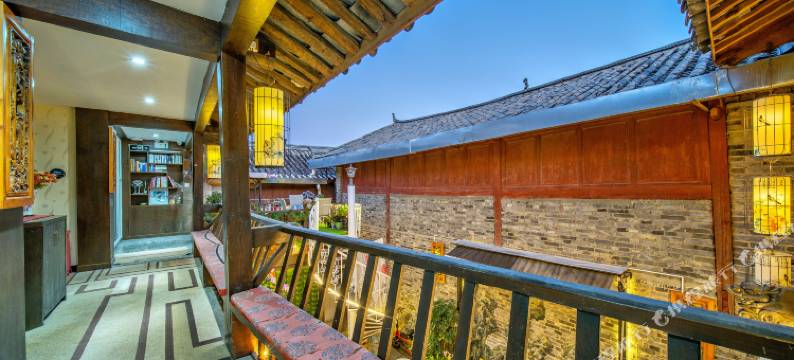 编织阳光· vacation｜设计师森氧花园艺术美宿(丽江古城四方街店)图片