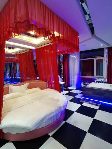 贵德万豪商务宾馆