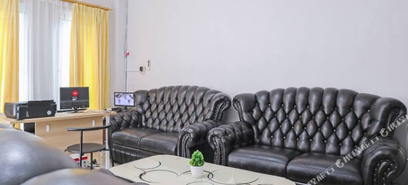 OYO1649格里亚拉文萨酒店(OYO 1649 Grya Lavinsa)图片