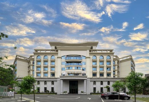 Yijing Guanlan HotelHotel Overview