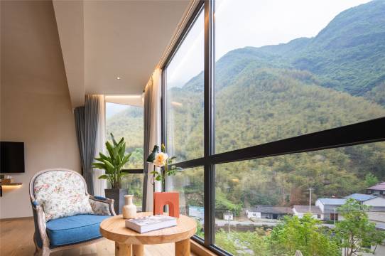 浣溪沙·野奢溪畔度假亲子Villa山墅(安吉江南天池店)图片