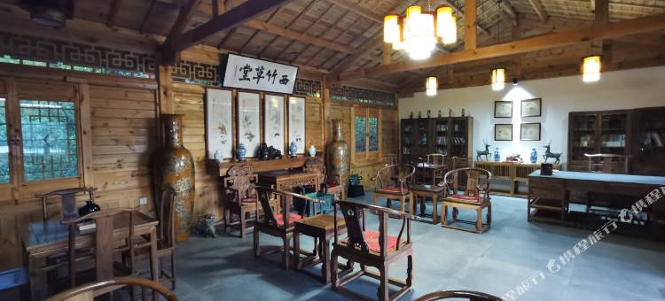 寻甸凤龙书院图片