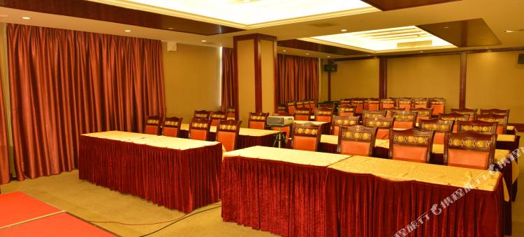 云绯酒店(上海曹路民雷路地铁站店)图片