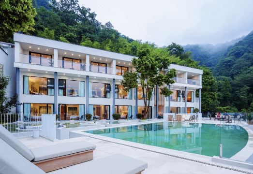 青城山蓝山岚设计师度假酒店外景图