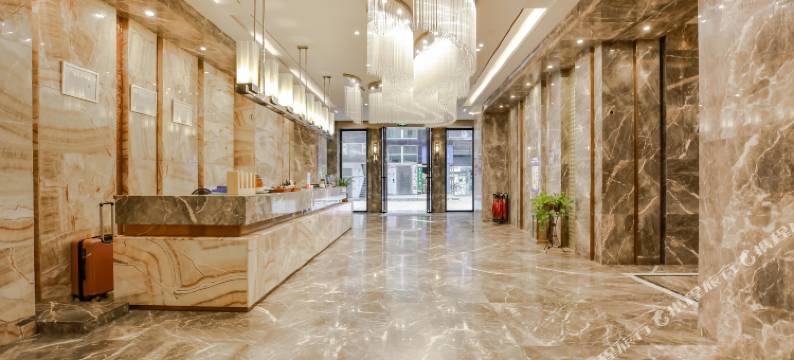 广州久龙精品酒店(余庆上城苑店)图片