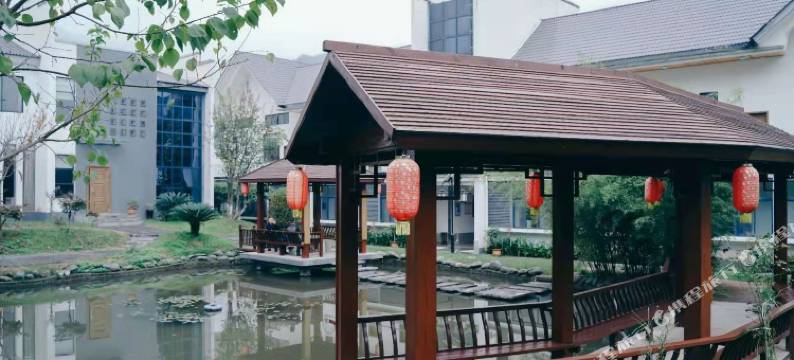 平利陌上岛度假山庄图片