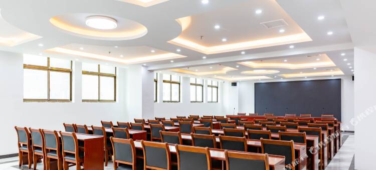 拉孜西部驿站酒店图片