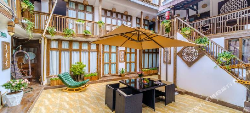 九号观景客栈(丽江古城忠义市场店)图片