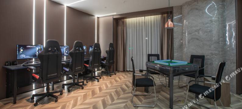 简悦电竞商务酒店(黄山屯溪老街店)图片