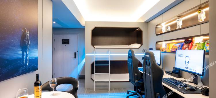 和光·ALIENSPACE外星人电竞酒店(宽窄巷子中医大省医院地铁站店)图片