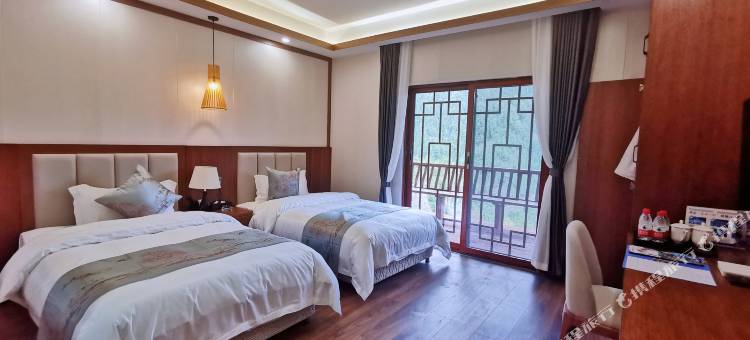 巴山大峡谷云顶森林度假酒店图片