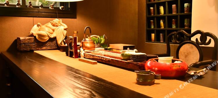 锦川艺墅酒店(佛山南风古灶石湾地铁站店)图片