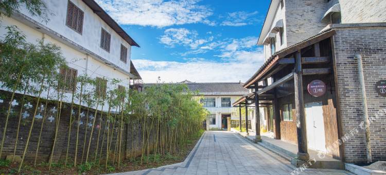 咸丰坪坝营森林酒店图片