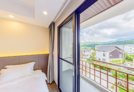 Hongdou Residence Hotel Overview