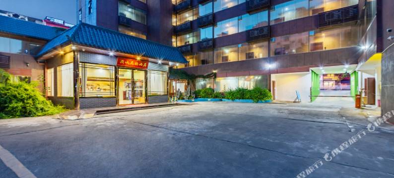 贵港荷城花园酒店(唐人街店)图片